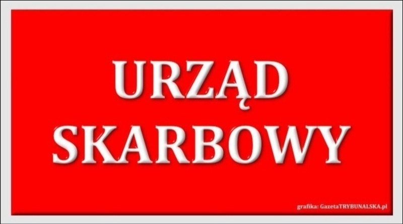 Czerwone tło z napisem 'URZĄD SKARBOWY' w kolorze białym z efektem 3D, podpisane drobnym drukiem 'grafika: GazetaTRYBUNALSKA.pl' w prawym dolnym rogu.