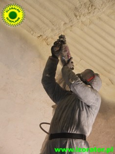 izolacje poliuretanowe, ocieplenia, pokrycia dachowe