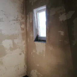 Łazienka przygotowana pod kafelki.