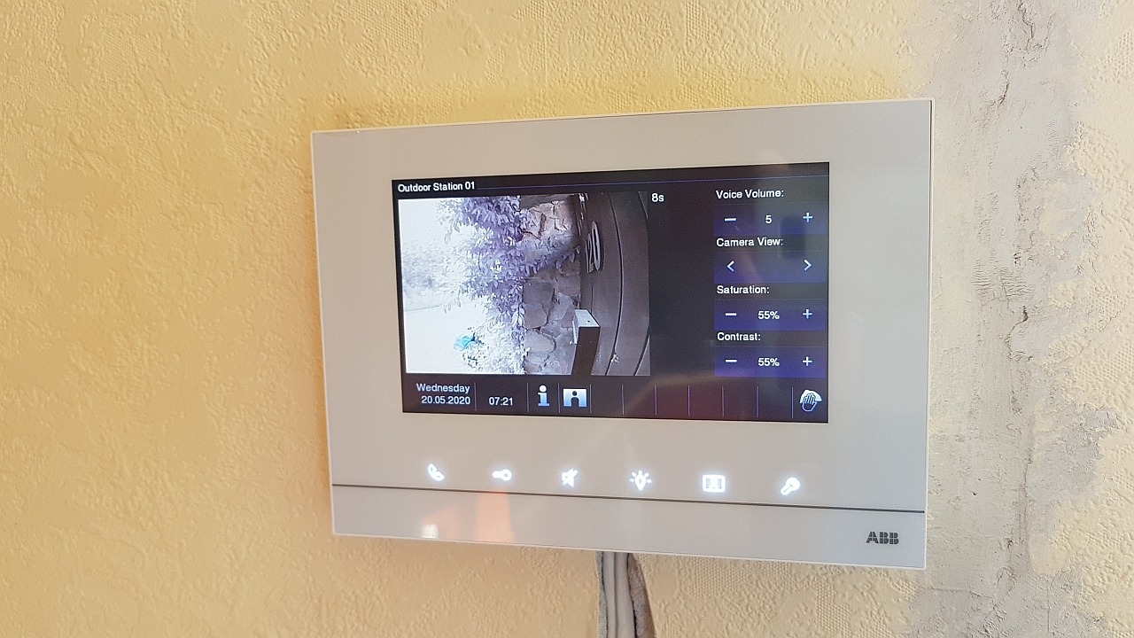 Wideodomofon ABB - stacja wewnętrzna. Dom jednorodzinny pod Krakowem
