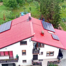 Moc instalacji: 7,48 kWP Moduły: Full Black Ilość modułów: 22 każdy o mocy 340W Inwerter: Huawei