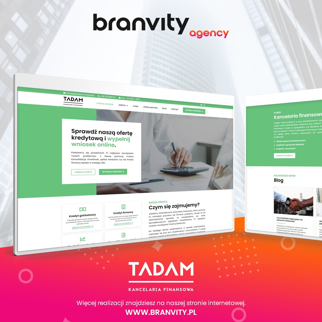 Prezentacja responsywnej strony internetowej kancelarii finansowej Tadam na laptopie, obok widoczny fragment strony z blogiem, w tle wieżowiec.