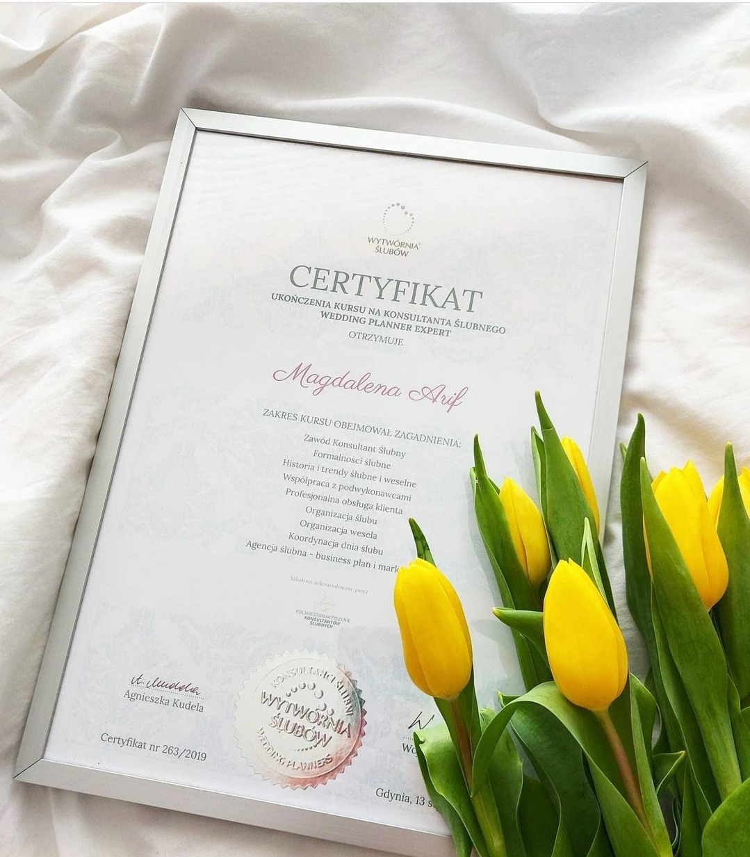 Certyfikat ukończenia kursu w Akademii Wytwórni Ślubów