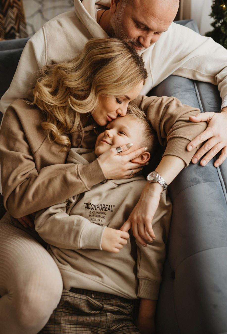 Sesja rodzinna, lifestyle w domu, naturalna fotografia dziecięca