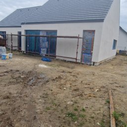 Zakład Ogólnobudowlany - Perfekcyjne Układanie Glazury Szamotuły