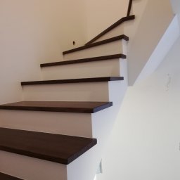Obróbka schodów płytą gipsowa  6mm