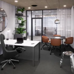 Nowoczesne biuro z białym biurkiem, czarnym krzesłem i okrągłym lustrem. W tle szklana ściana i sala konferencyjna z pomarańczowymi krzesłami.