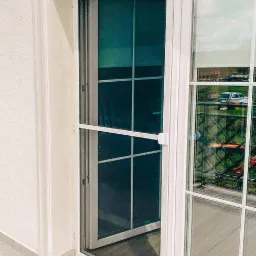 Moskitiery drzwiowe ramkowe