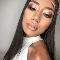 Kurs makijażu Łódź, makijaż ślubny i wieczorowy.
https://macherowskamakeup.com/