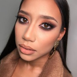 Kurs makijażu Łódź, makijaż ślubny i wieczorowy.
https://macherowskamakeup.com/