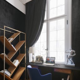 Project: Classic For Four
Location: Austria, Vienna
Floor area: 25m²
2020

A contemporary bedroom is a place undergoing rapid changes like the reality in which we live. As a result, often bedrooms double as home offices. Here, a small, wood desk, a modern 