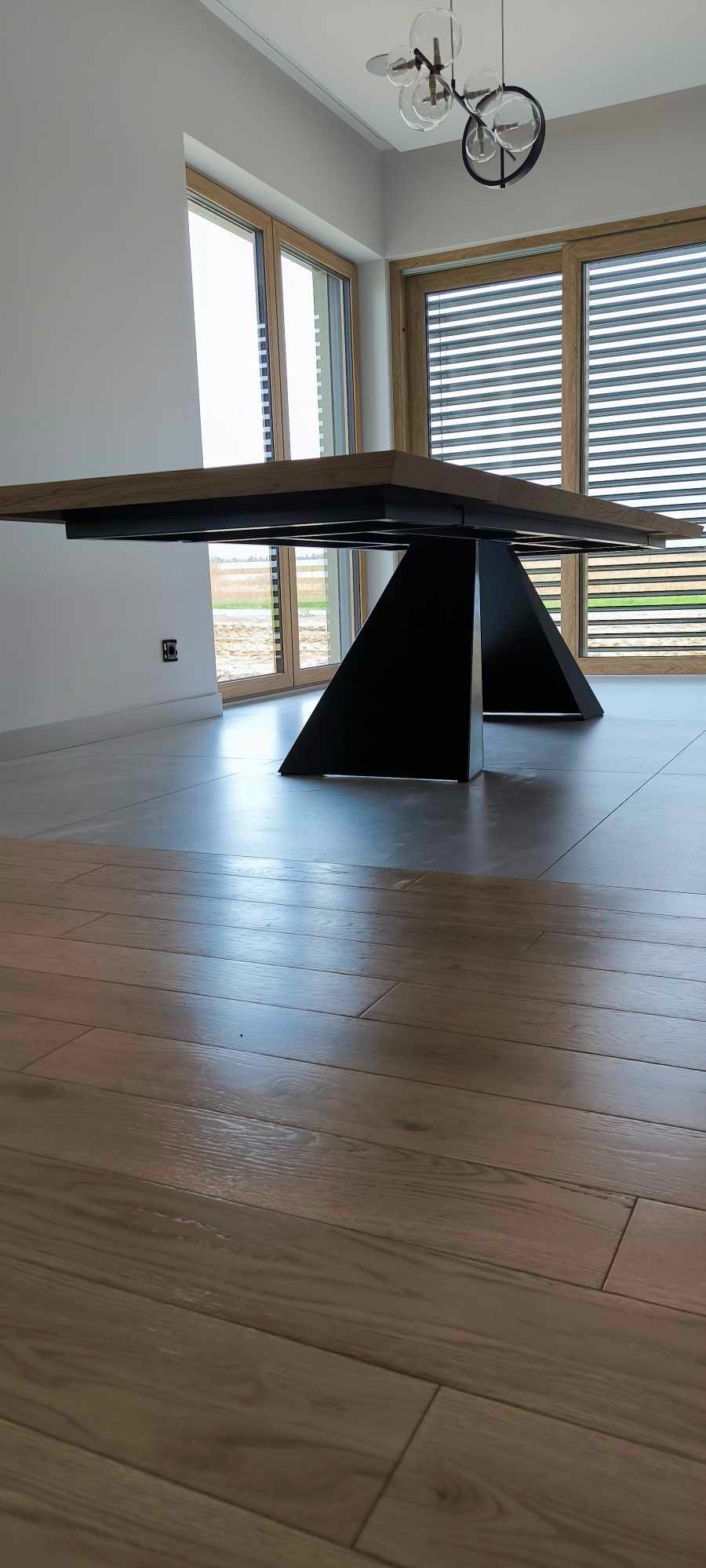 Stelaż wykonany na specjalne zamówienie.