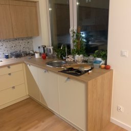 Bartłomiej Sawicki - Świetny Montaż Paneli Krosno