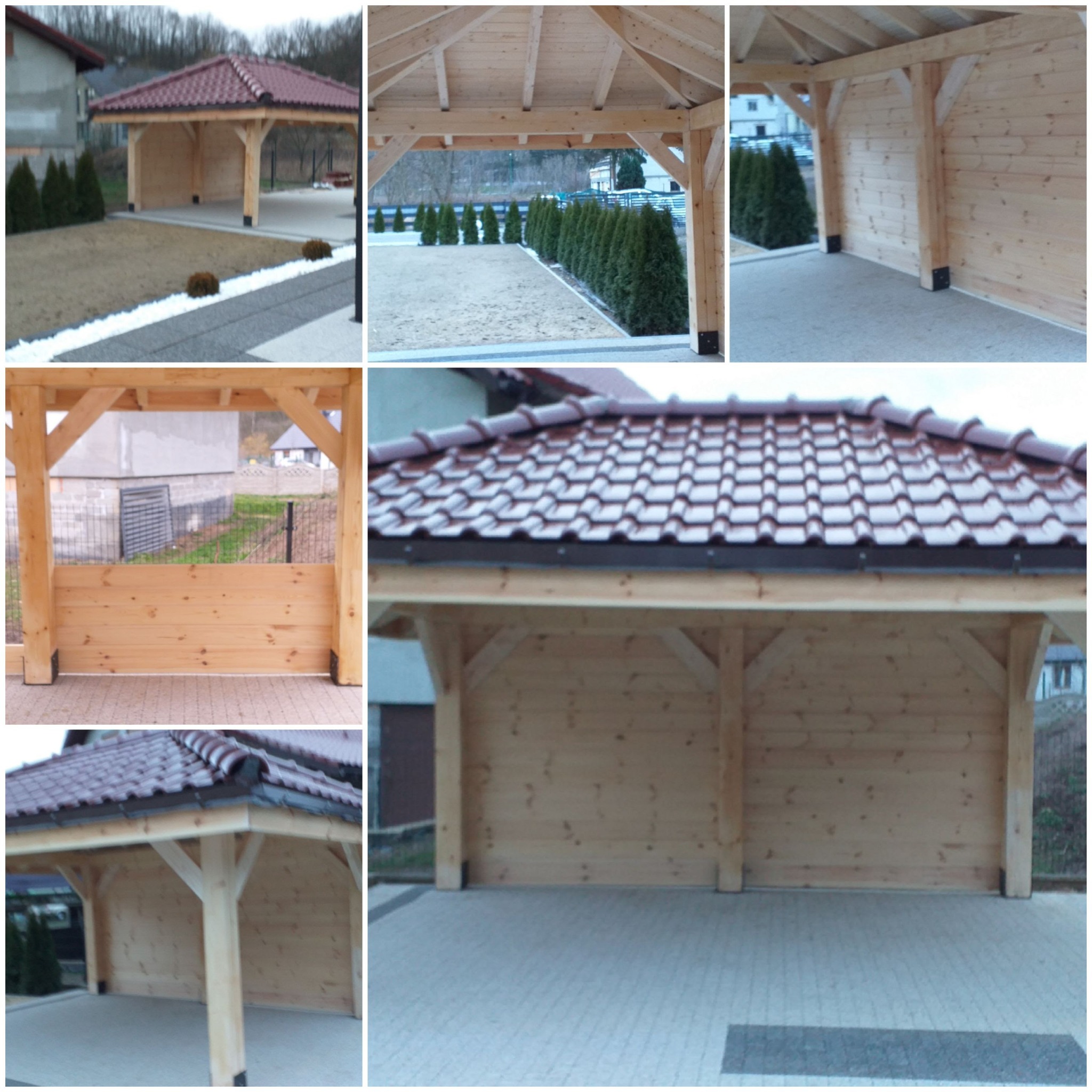 Drewniana wiata z czerwonym dachem z dachówki ceramicznej, widok z różnych perspektyw, otoczenie z tujami i kostką brukową.