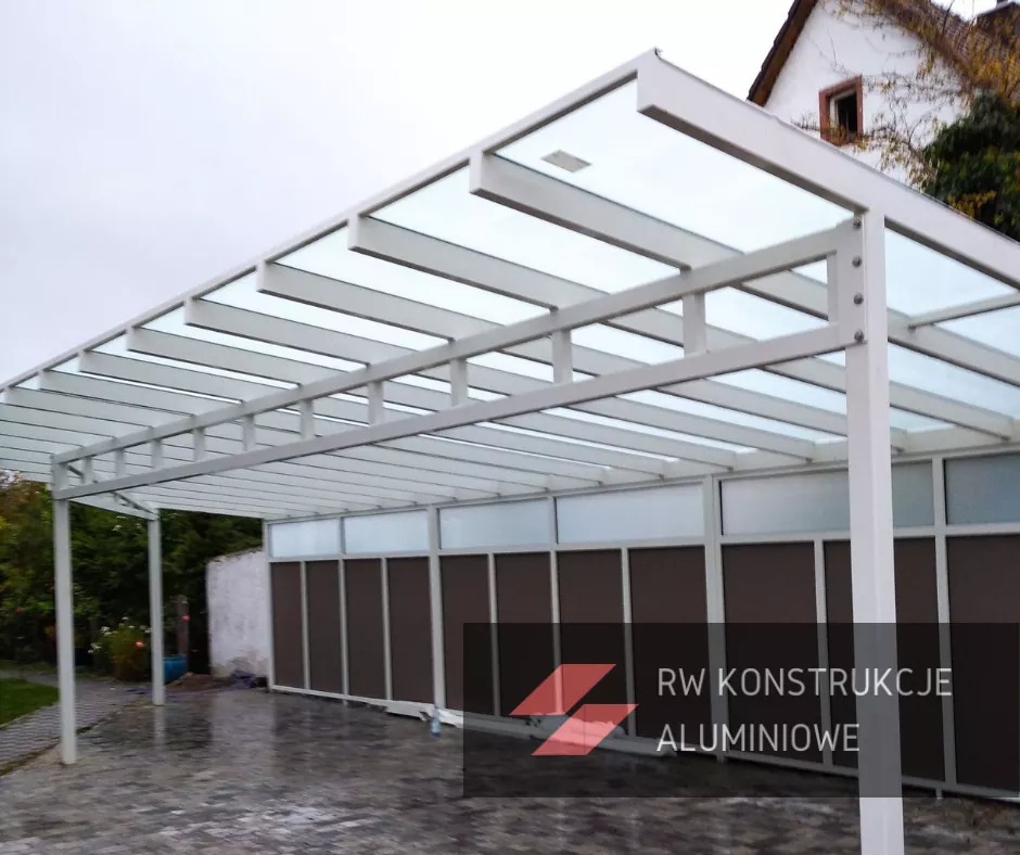 Zadaszenie na samochód