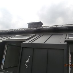 dach z blachy na rąbek 
