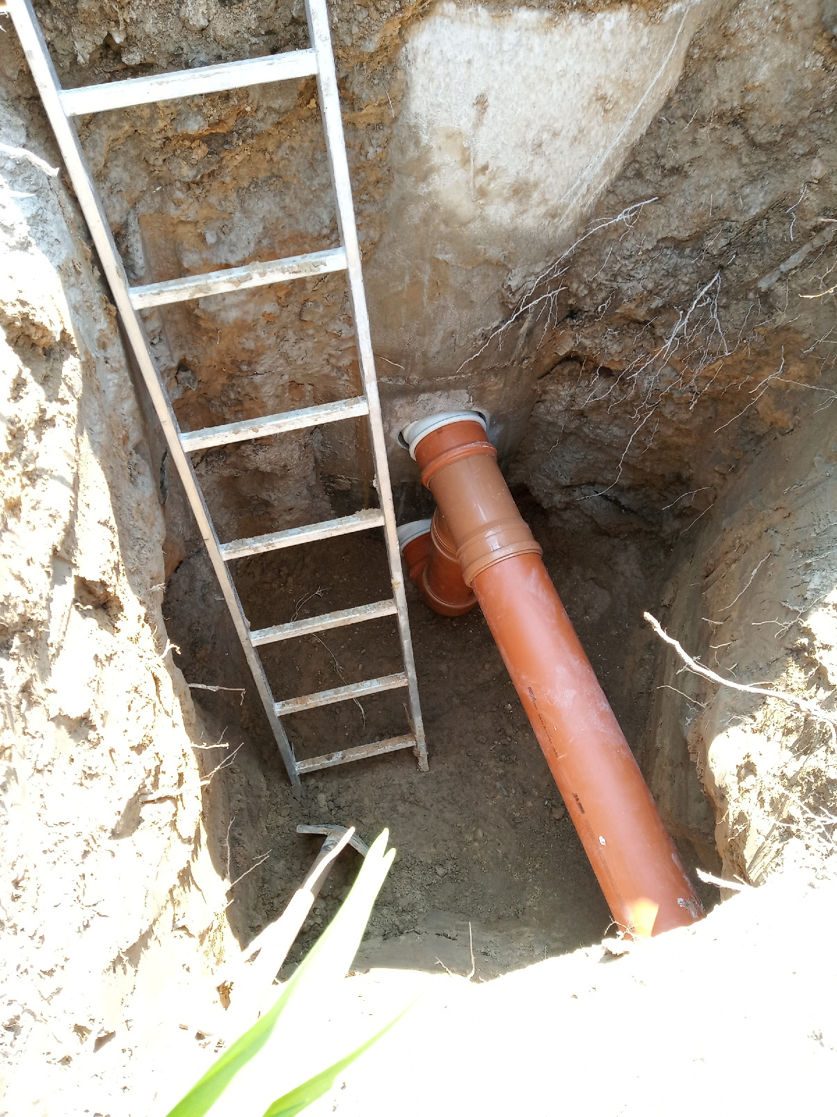 Przyłącze kanalizacyjne z kaskadą