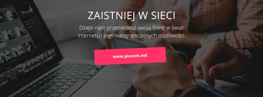 Laptop z otwartym programem graficznym, w tle osoba korzystająca z tabletu, komunikat 'Zaistniej w sieci' i adres strony internetowej.