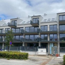 Osiedle w Szwecji
Zakres: okna i drzwi aluminiowe oraz balustrady szklane
