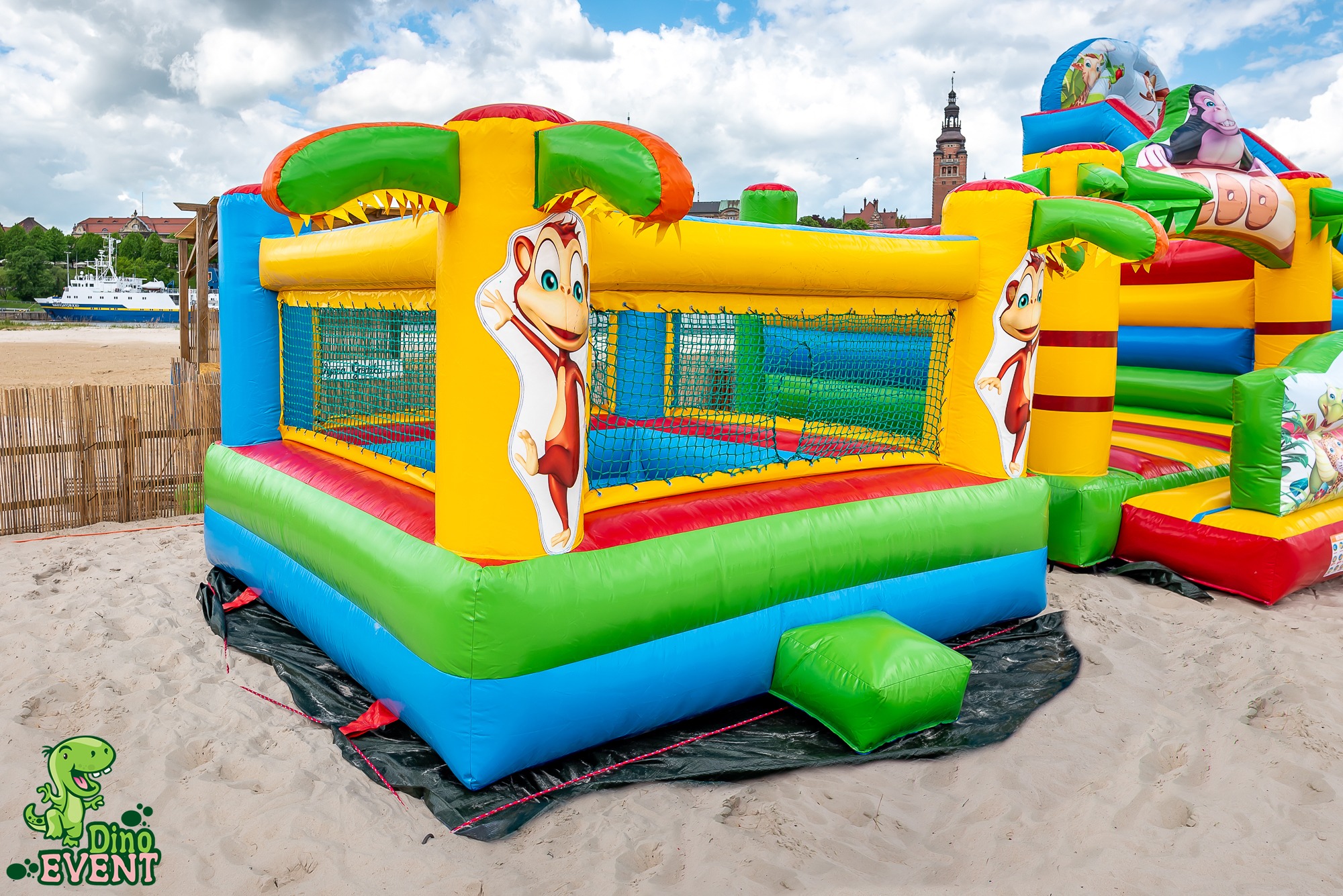 Suchy Basen z kulkami.