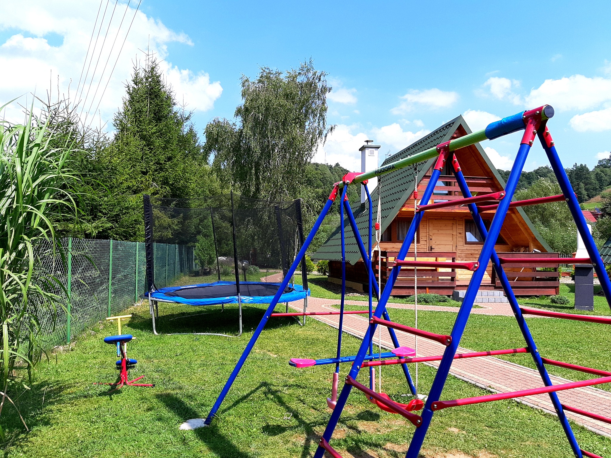 Domki nad Soliną - Bieszczadzka Osada, domek nr.1 Plac zabaw