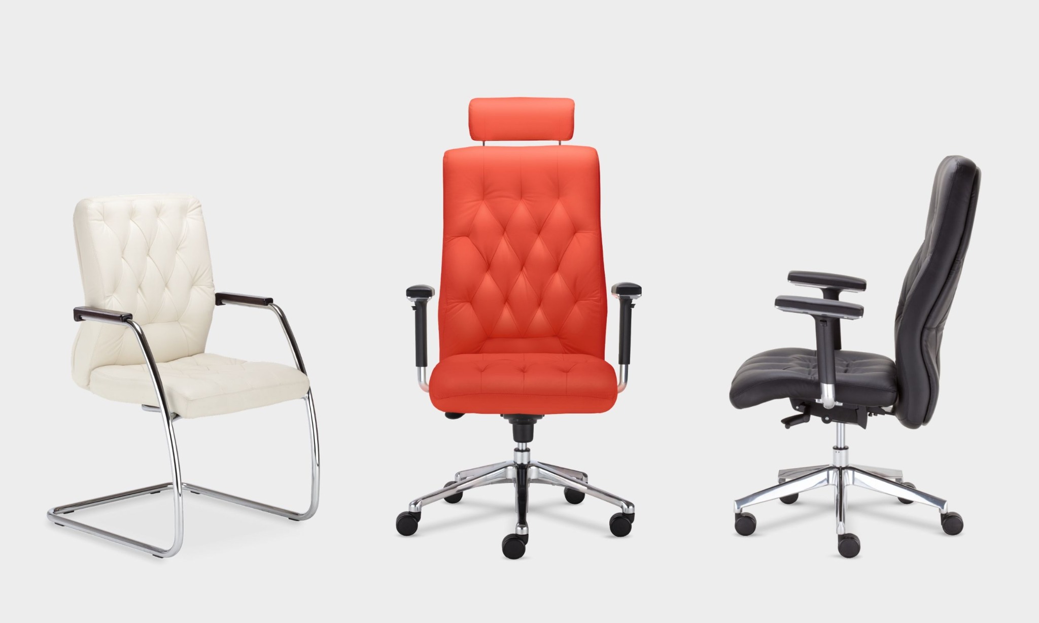 Trzy różne krzesła biurowe: białe z chromowanymi nogami, pomarańczowe z zagłówkiem i czarne, wszystkie na białym tle, prezentacja oferty firmy z Michałowic.