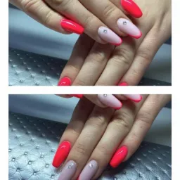 Manicure i przedłużanie paznokci