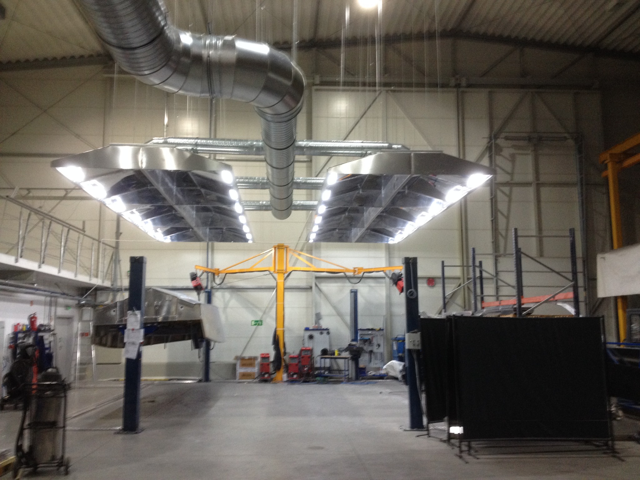 gotowe okapy instalacji filtrowentylacyjnej Alu Mech