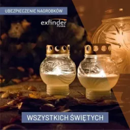 Dwa szklane znicze z płonącymi świecami na tle cmentarza, z logo firmy ubezpieczeniowej i napisem 'Wszystkich Świętych' oraz 'Ubezpieczenie Nagrobków'.