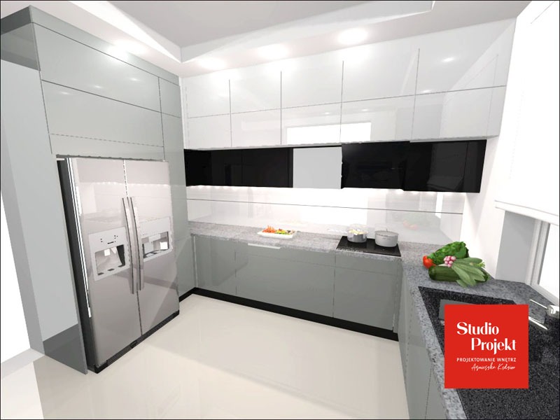 Wizualizacja nowoczesnej kuchni z błyszczącymi, szarymi i białymi szafkami, granitowym blatem, stalową lodówką side-by-side i czarnym panelem nad blatem, uzupełniona o świeże warzywa i logo...