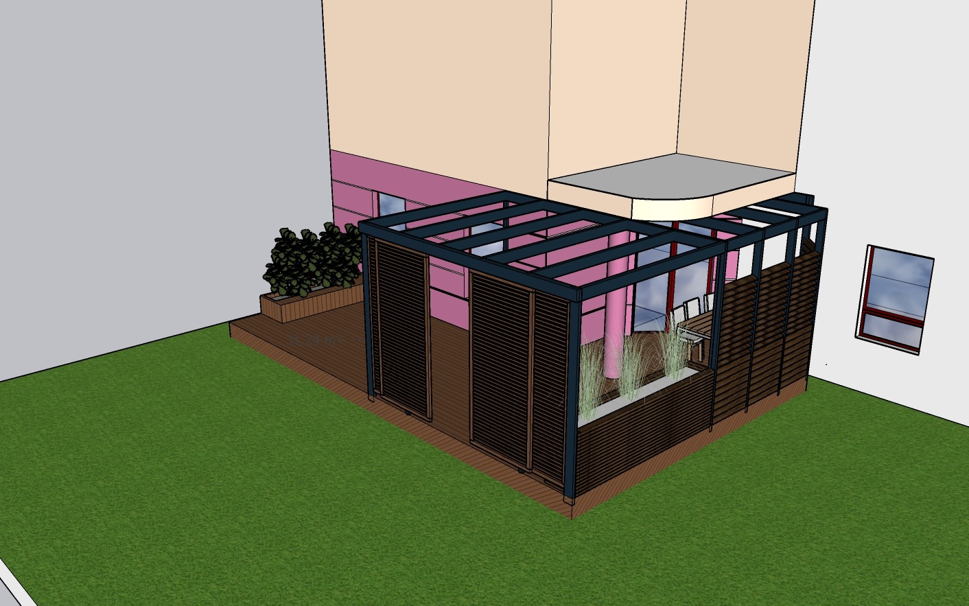 Wizualizacja 3D nowoczesnej altany z drewnianymi panelami żaluzjowymi, zintegrowanej z tarasem z desek, obok budynku z różowymi elementami architektonicznymi i zielonym trawnikiem.