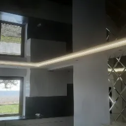 Sufit napinany czarny połysk na profilu led