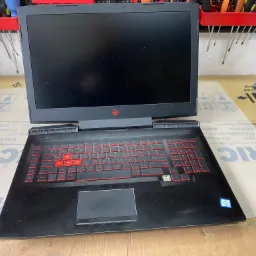 Serwisujemy laptopy, komputery i osprzęt komputerowy