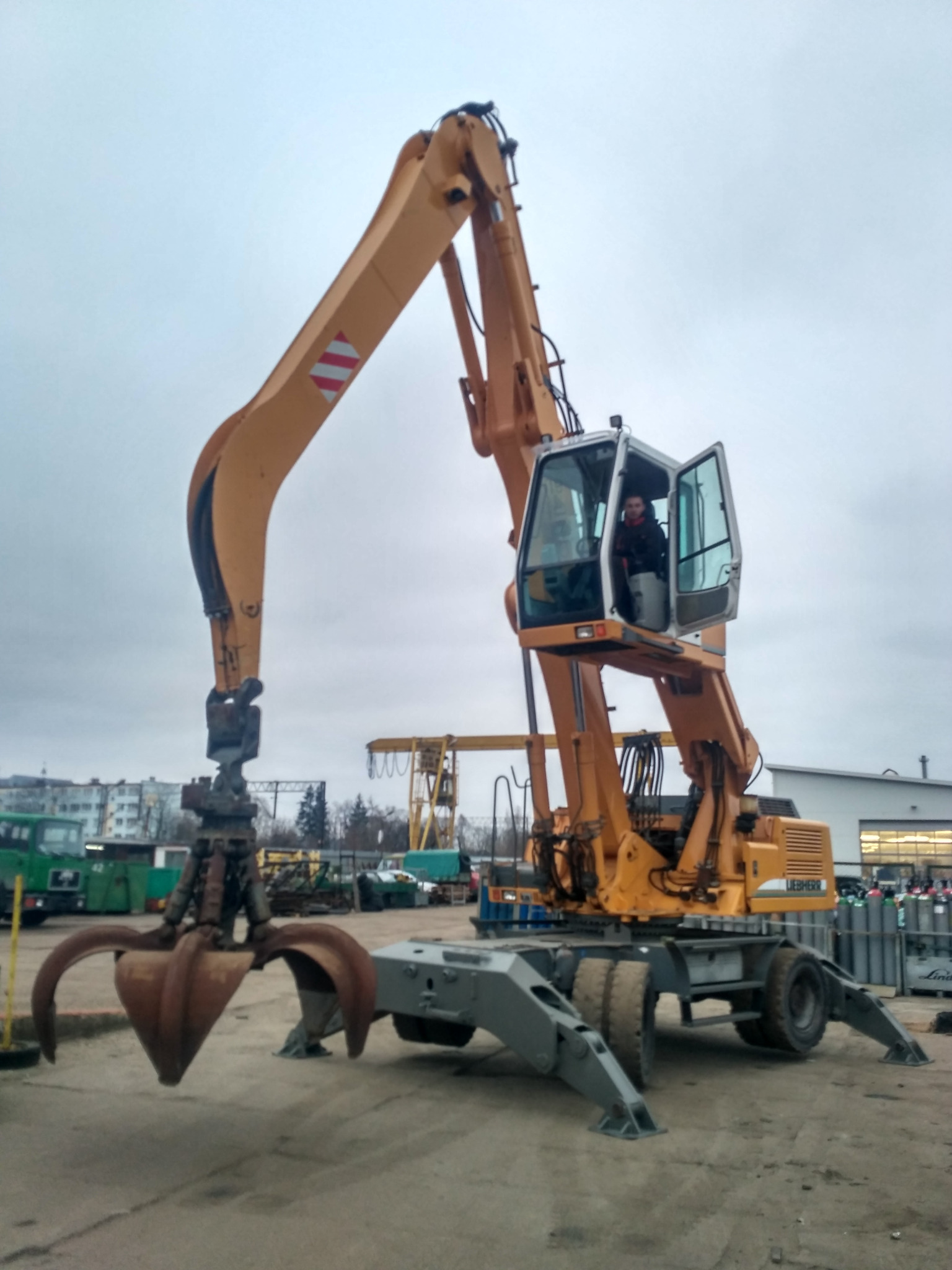 Jedna z naszych koparek !