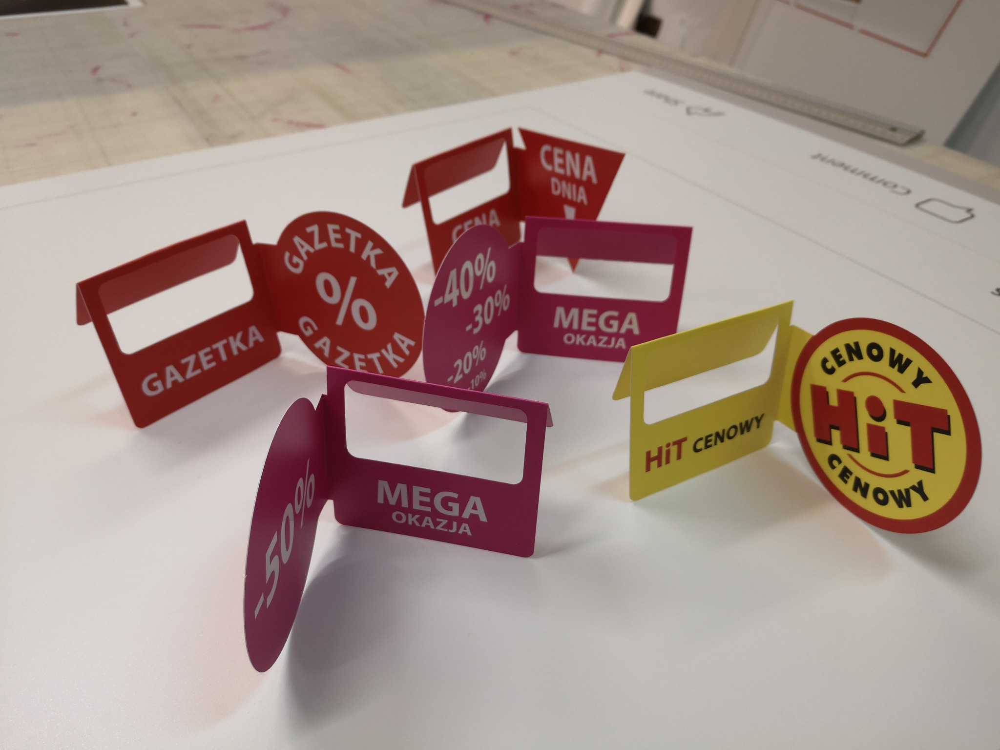 cenówki, selflinery, selfstopery, cenówki PET, nadruk PET, polietylen, gięcie na gorąco, zadruk UV