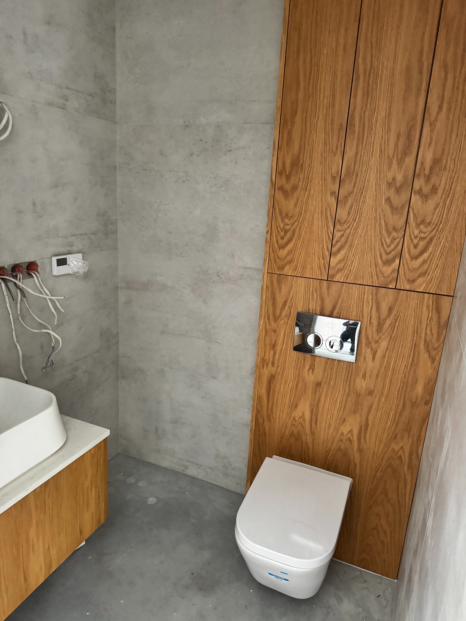 Łazienka fronty fornir dąb realizacja Zawiercie