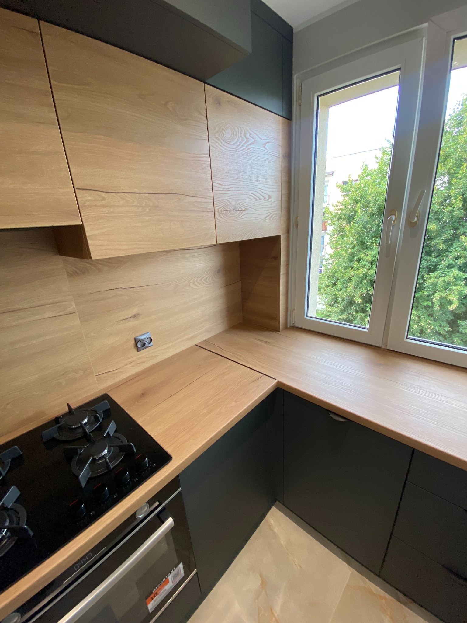 Realizacja zabudowy kuchennej na wymiar mieszkanie w Mysłowicach