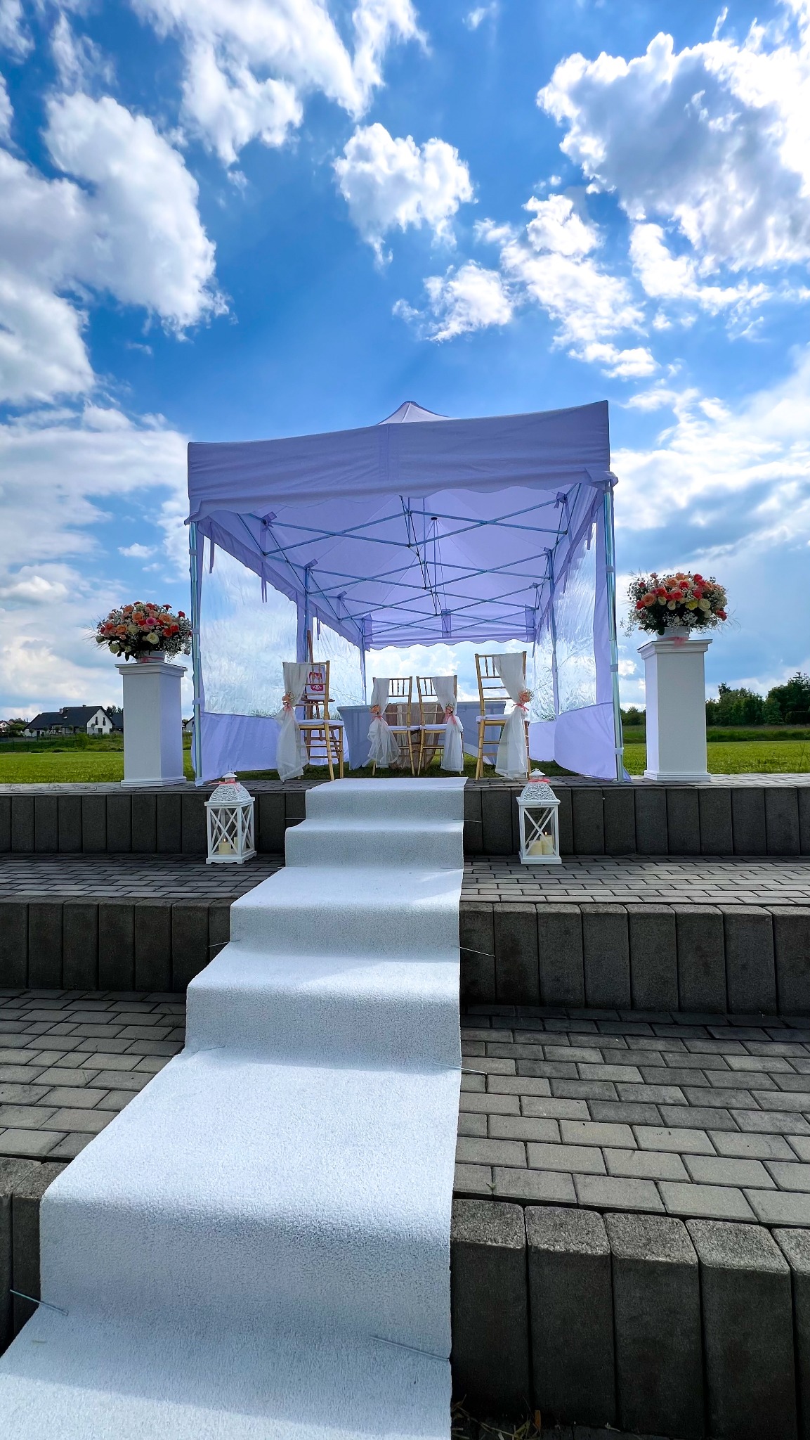 Ślub w plenerze pod namiotem wynajem namiotów na ślub