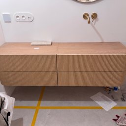 Ir Home Handicrafts Tomaszewski Andrzej - Szafeczka łazienkowa z szufladami w fornirze