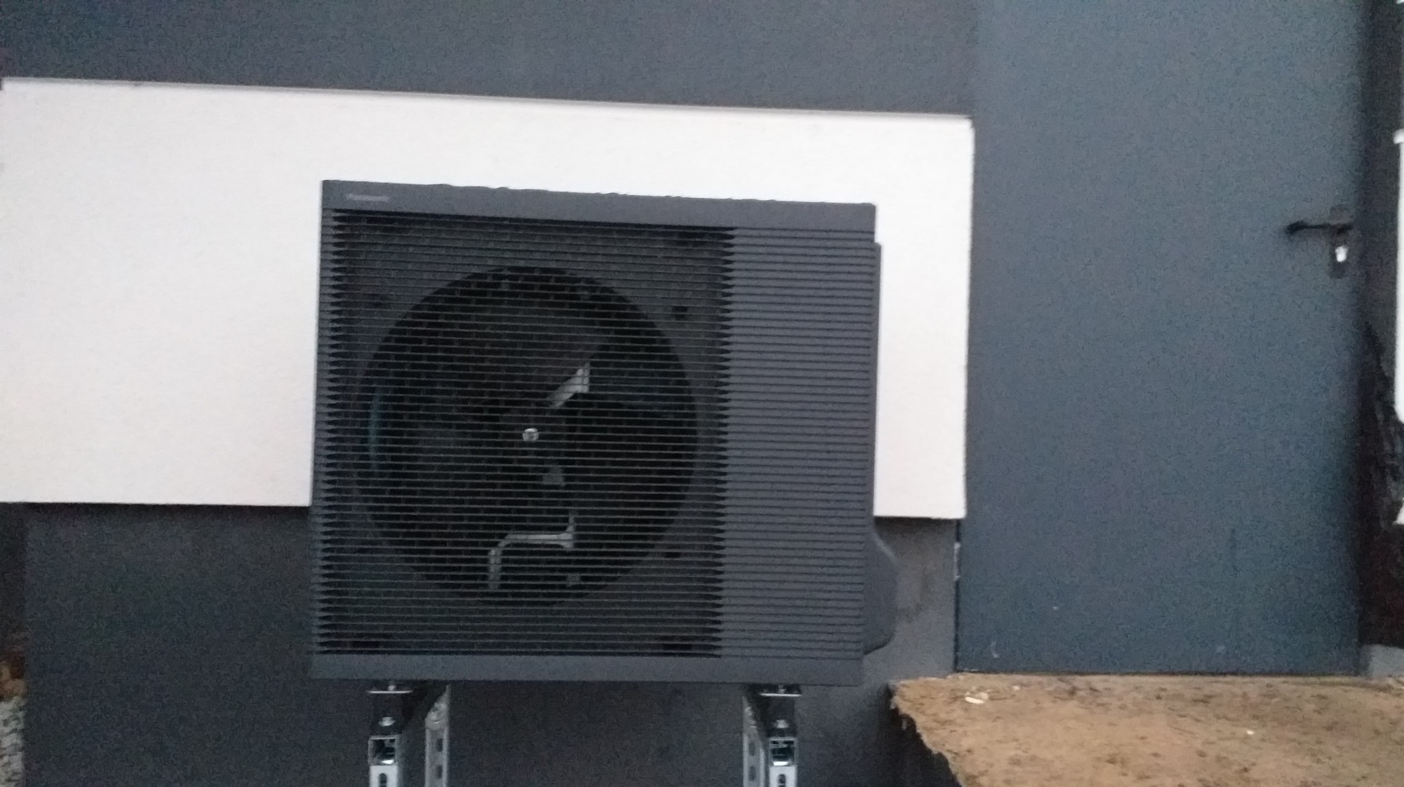 Panasonic 9 kW wersja K, lokalizacja: Nowa Słupia woj. świętokrzyskie