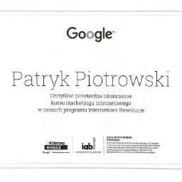 Certyfikat ukończenia kursu marketingu internetowego Google Internetowe Rewolucje dla Patryka Piotrowskiego, wydany 04/12/2016, potwierdzony przez IAB Europe.
