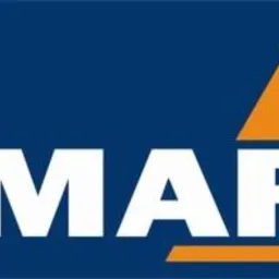 Logo BRAMARKET na granatowym tle z pomarańczowymi akcentami, w tym ukośny prostokąt i linia pod napisem. Nazwa firmy zapisana dużymi, pogrubionymi literami.