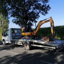 Usługi minikoparką 