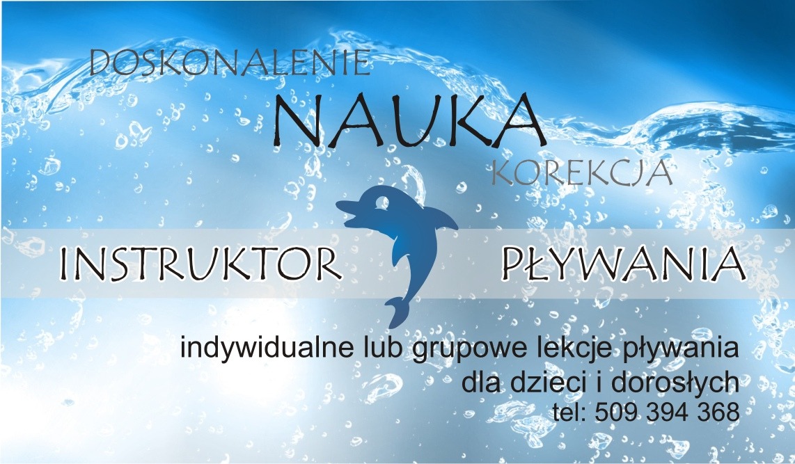 Grafika reklamowa instruktora pływania z wizerunkiem delfina na tle błękitnej wody z bąbelkami, oferującego indywidualne i grupowe lekcje dla dzieci i dorosłych, z podanym numerem telefonu.