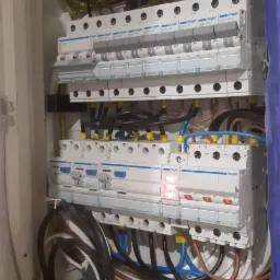 Jedna z rodzielnic montowana w domku 100m2.