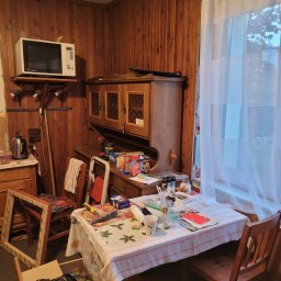 Kuchnia do generalnego remontu. Zdjęcie w momencie podjęcia zlecenia. Usługa wykonana kompleksowo.