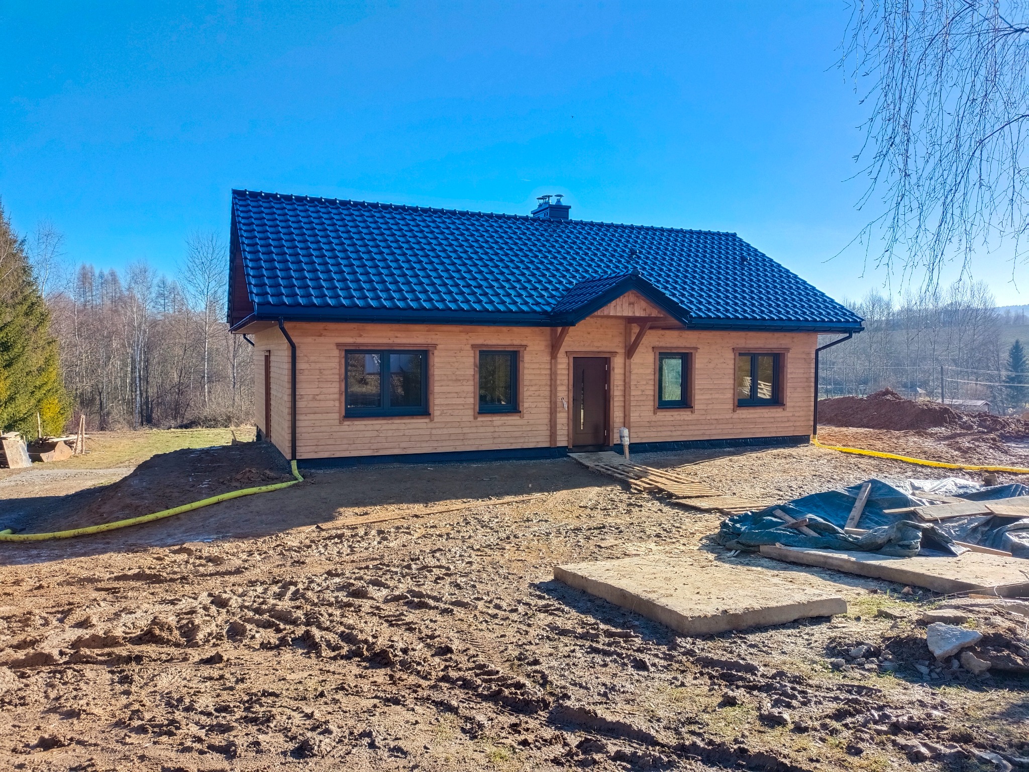 Budynek Szkieletowy , deska elewacyjny diagonal świerk.