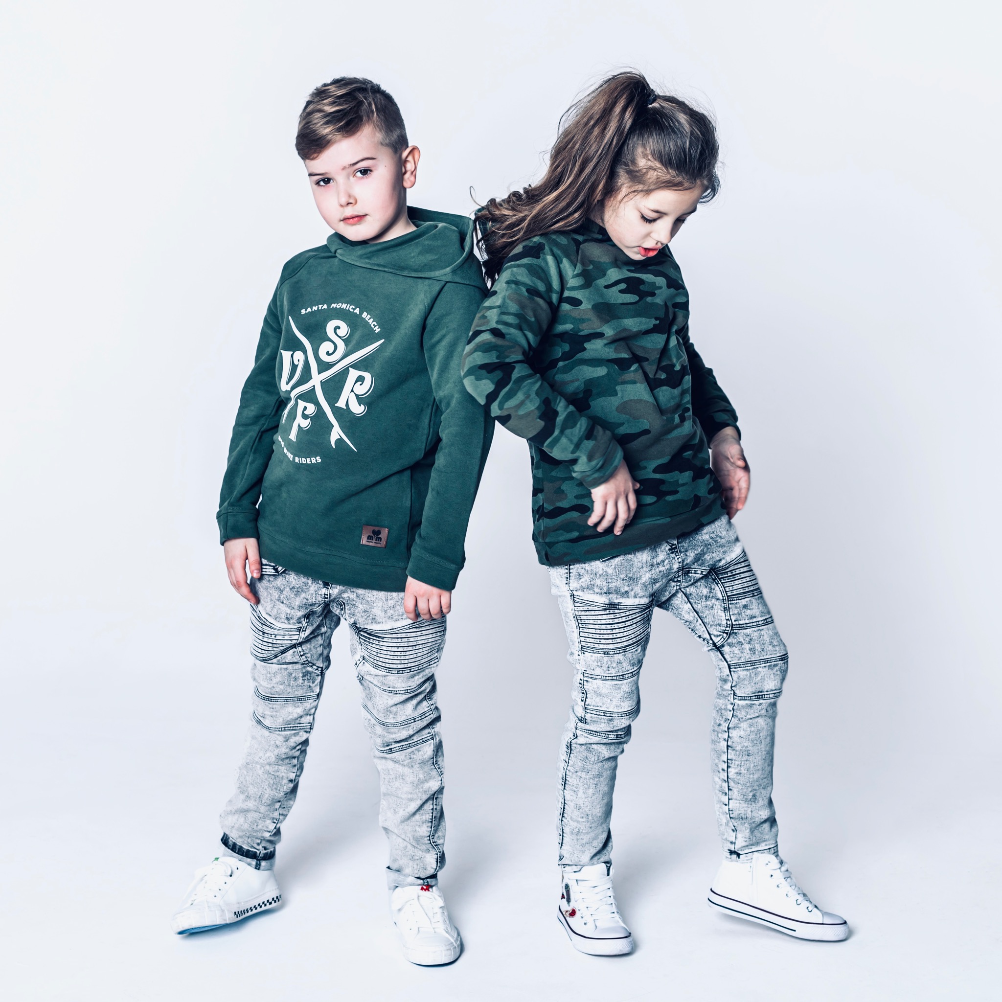 współpracujemy z firmą dekatyzującą jeans