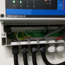 System odcinający dopływ gazu w kotłowni gazowej.