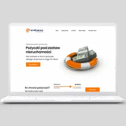 Laptop wyświetlający stronę internetową firmy pożyczkowej z grafiką koła ratunkowego i pliku banknotów.